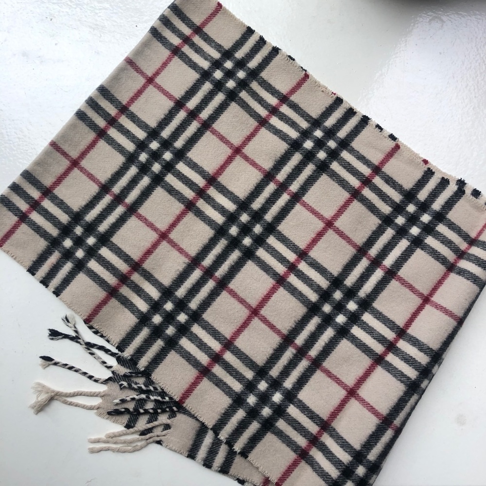 Burberry monogrammed womens cashmere scarf - Picture 2 of 6